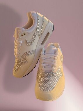Nike Air Max 1 Alabaster Womens 7.5 Swarovski Crystal Embellished Custom Sneaker